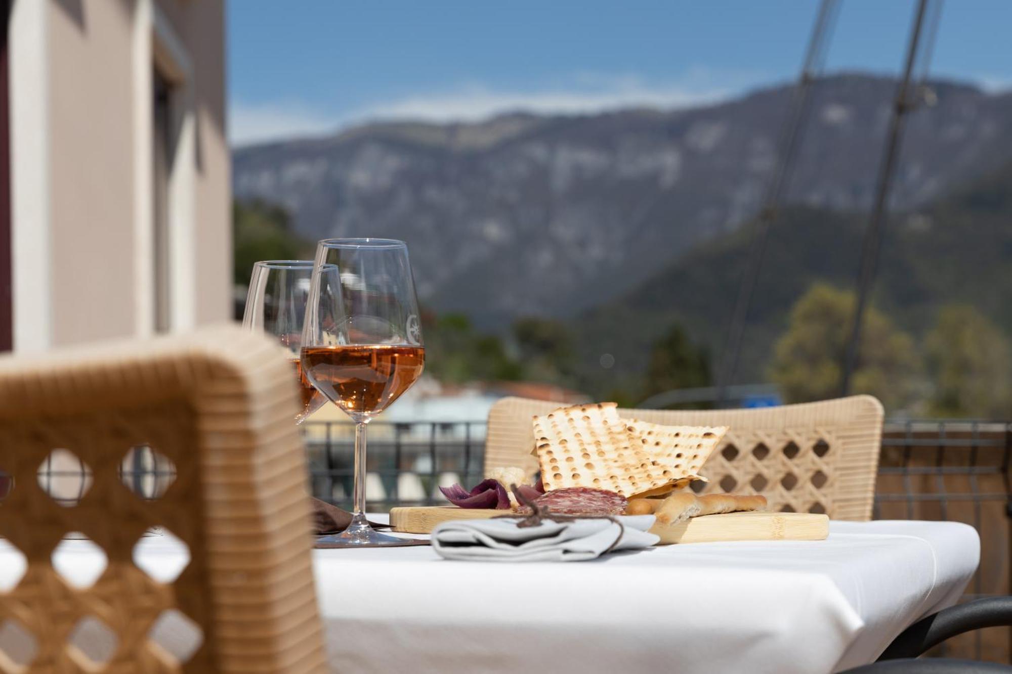 Hotel Alla Corte Spa & Wellness Relax バッサーノ・デル・グラッパ エクステリア 写真