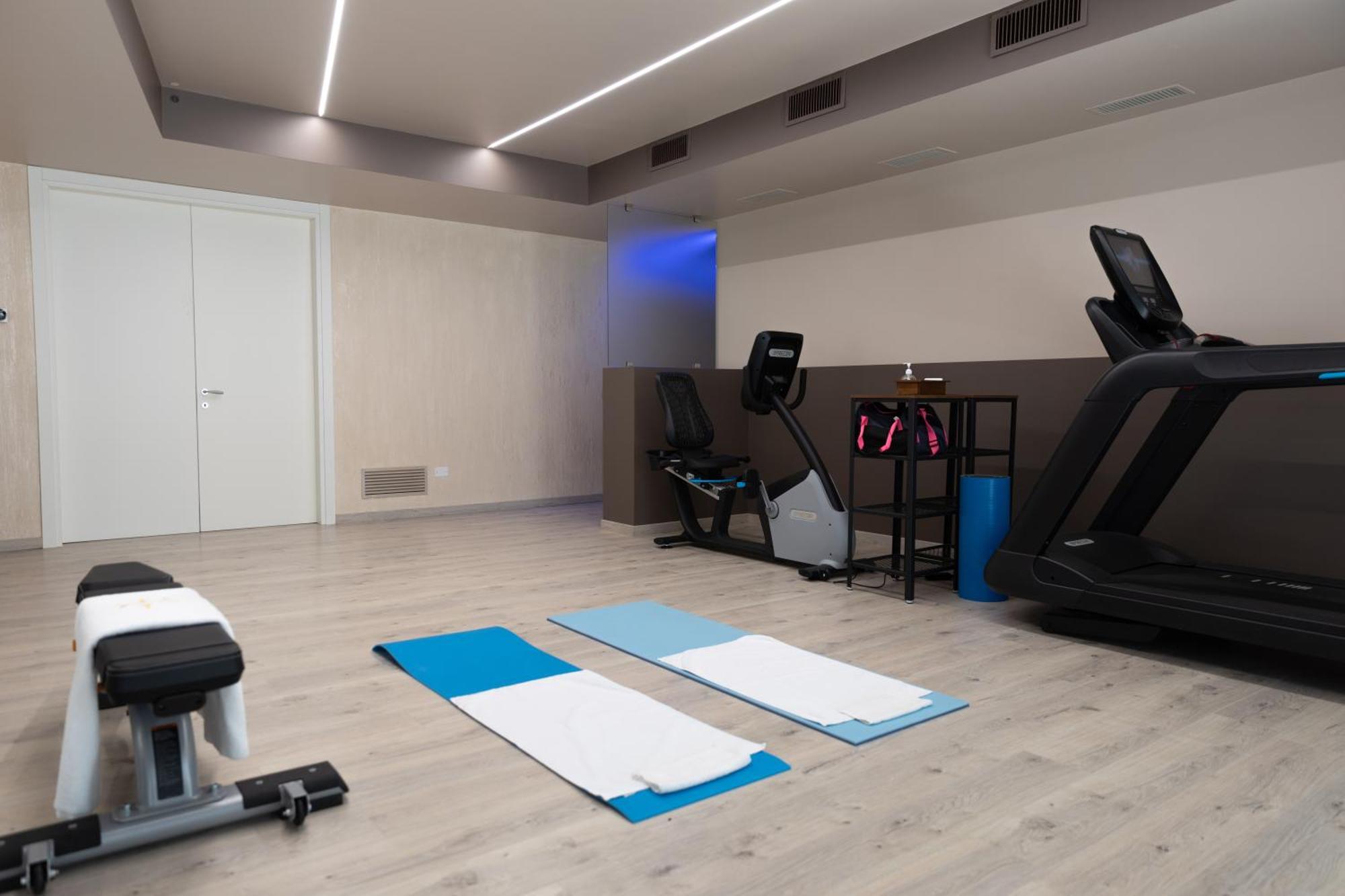 Hotel Alla Corte Spa & Wellness Relax バッサーノ・デル・グラッパ エクステリア 写真