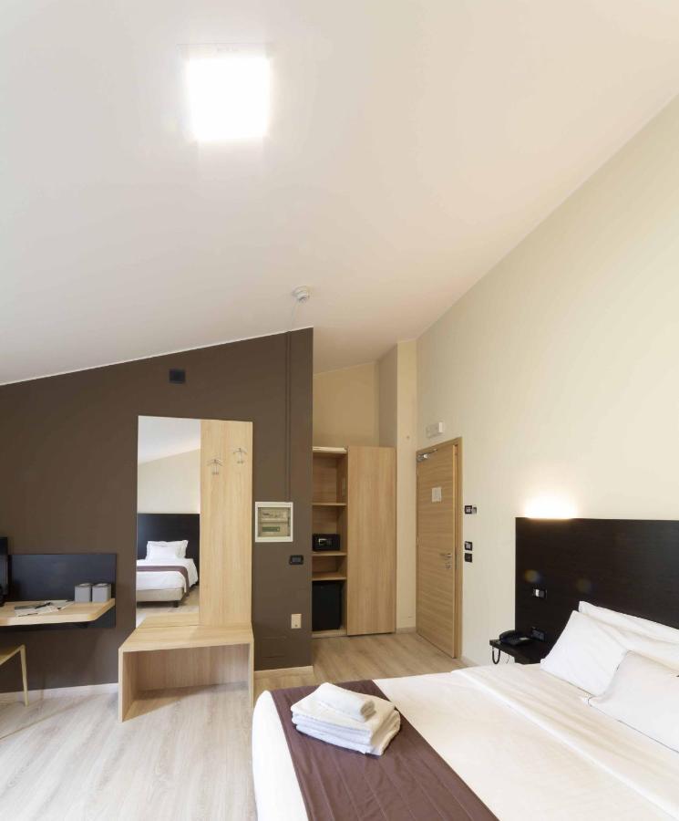 Hotel Alla Corte Spa & Wellness Relax バッサーノ・デル・グラッパ エクステリア 写真